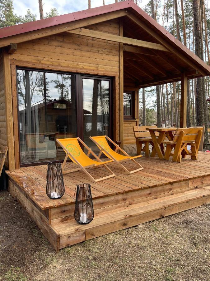 Schadzka W Dwunastce Z Widokiem Na Jezioro Borsk Ngoại thất bức ảnh